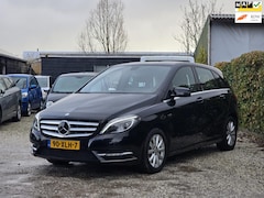 Mercedes-Benz B-klasse - 180 LED/Ambientverl./Trekhaak/Carplay