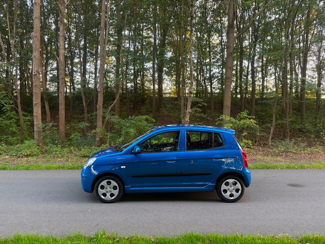 Kia Picanto - 1.0 Seven 1.0 Seven, Airco, Nwe APK, Stuurbekr.!!! - AutoWereld.nl