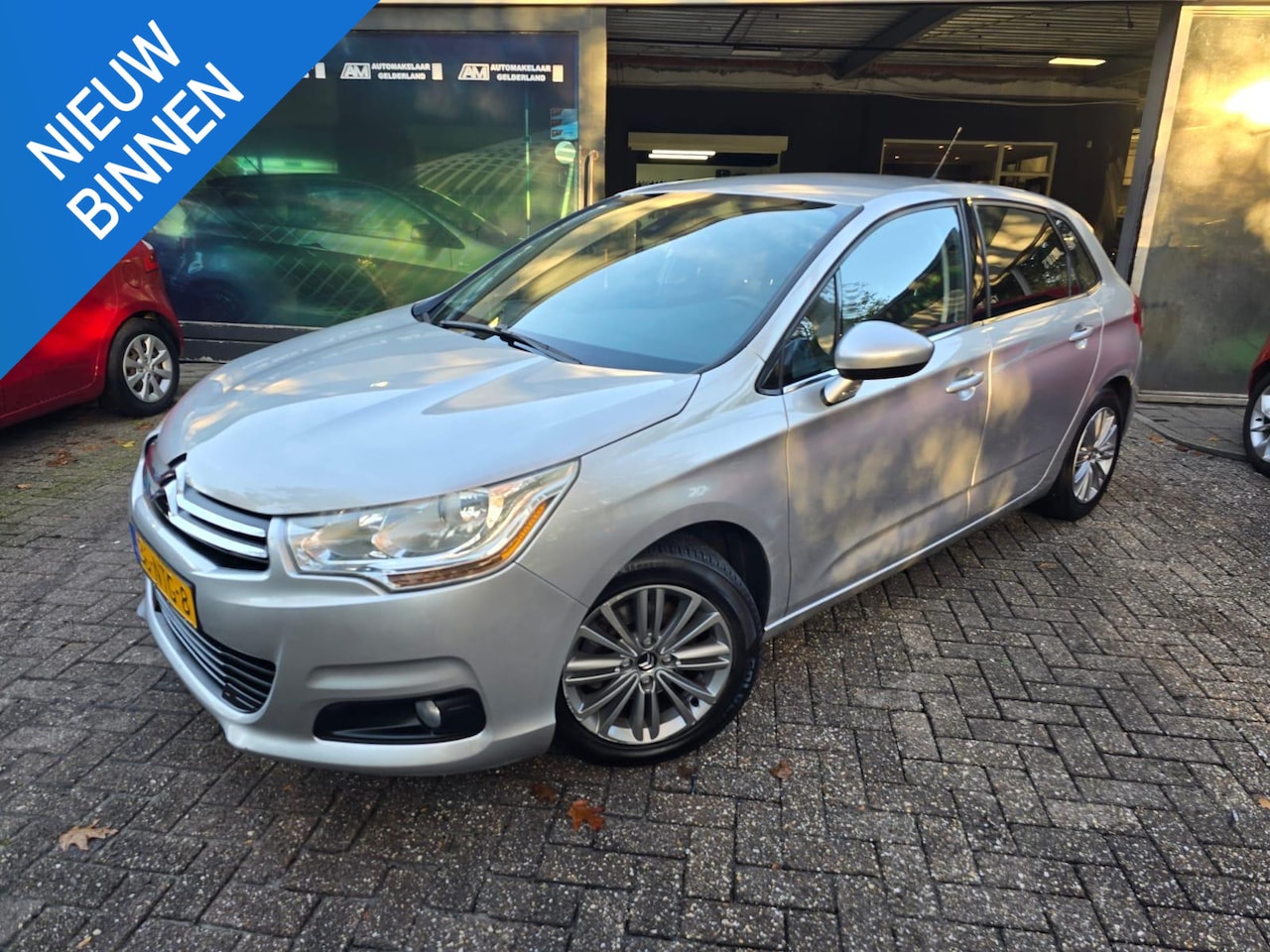 Citroën C4 - 1.6 VTi Tendance | NIEUWE APK | NAVI | AIRCO | PDC | TREKHAAK | - AutoWereld.nl