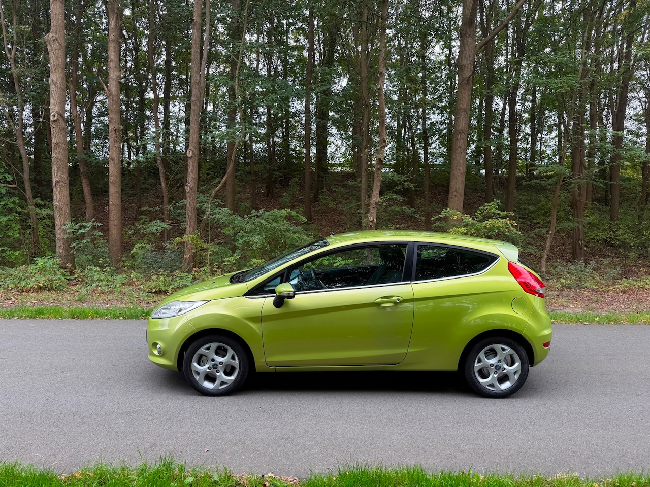 Ford Fiesta - 1.25 Titanium 1.25 Titanium, APK, Airco, Koopje!!! - AutoWereld.nl