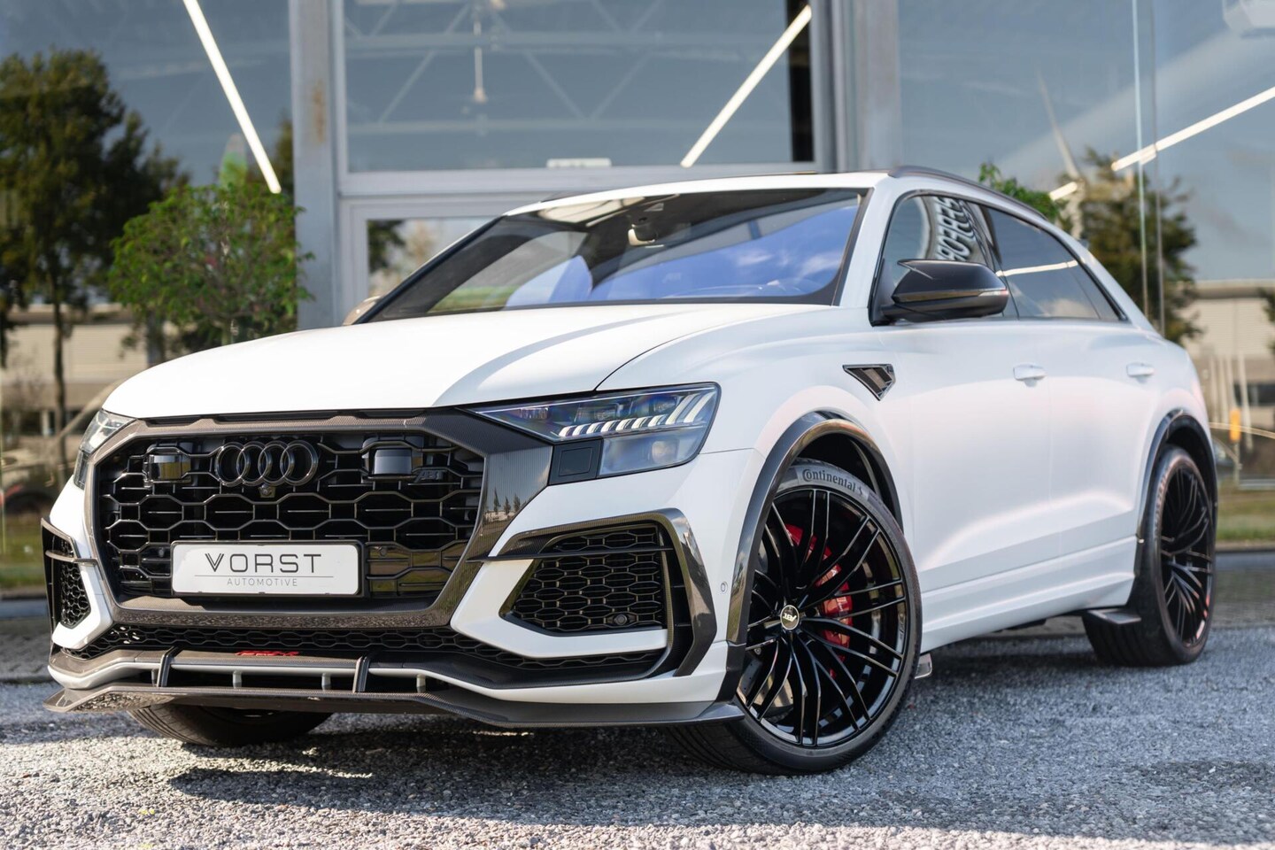 Audi RSQ8 - R ABT 1/125 Quattro Pano Full PPF Massage Carbon - AutoWereld.nl
