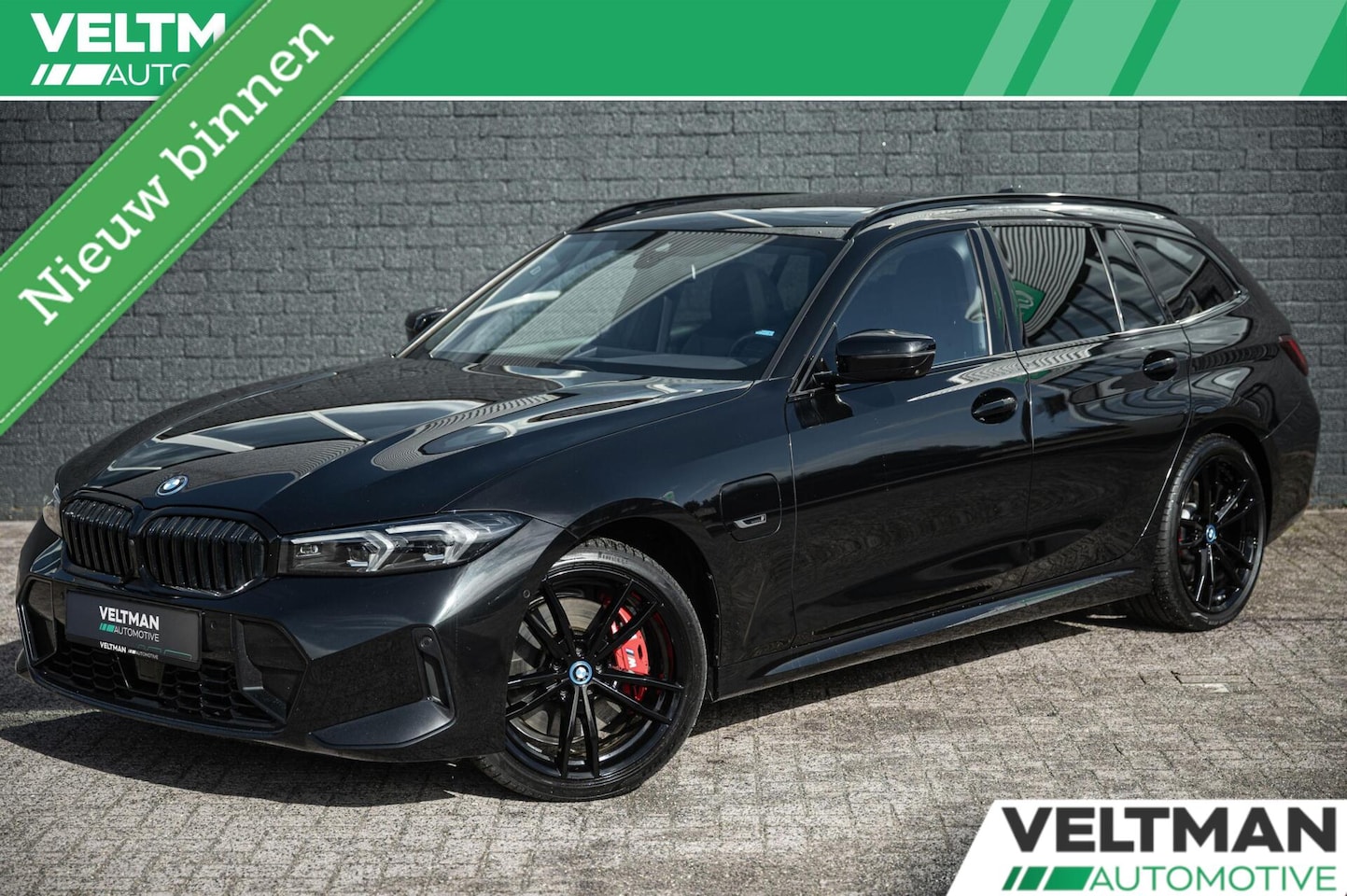BMW 3-serie Touring - 320e PANORAMADAK TREKHAAK ADAPTIVE CRUISE CARPLAY - AutoWereld.nl