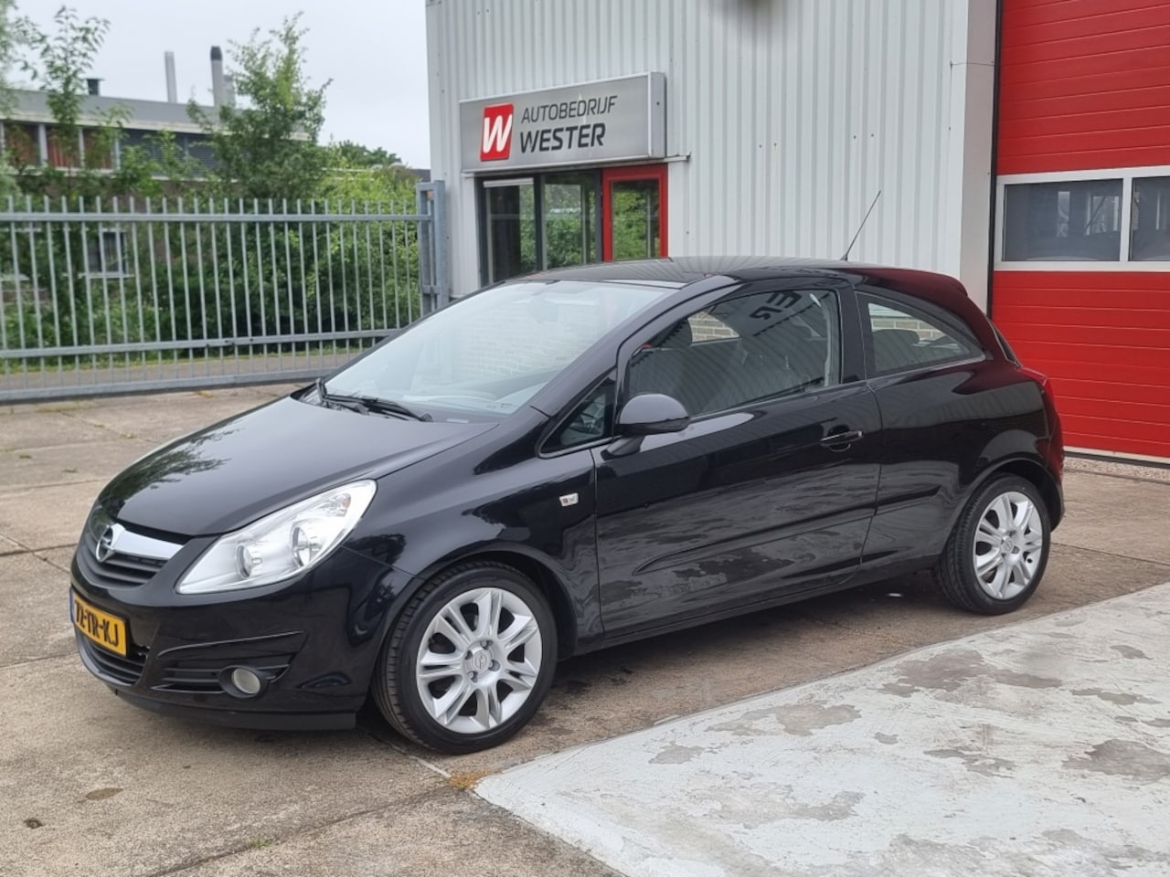 Opel Corsa - 1.2-16V Enjoy 1.2-16V Enjoy - AutoWereld.nl