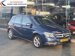 Mercedes-Benz B-klasse - 180 Ambition Trekhaak | Camera | Airco | Cruise | Navi | PDC v+a | Bi-xenon | NAP