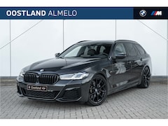 BMW 5-serie Touring - 530i High Executive Automaat / Comfortstoelen / Laserlight / Stoelverwarming / Getint glas