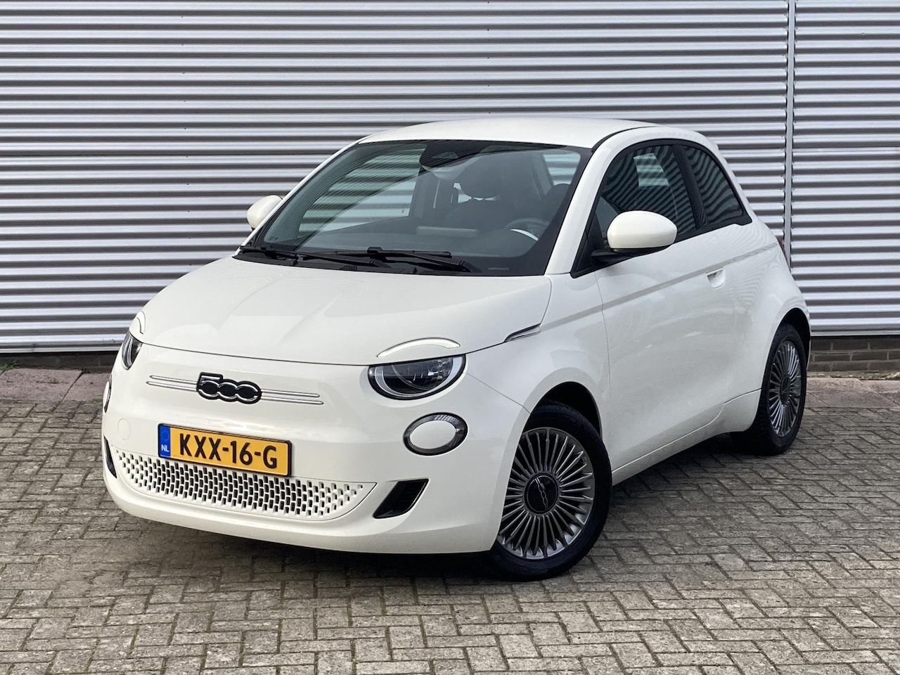 Fiat 500e - Icon 42 kWh | 500e | Draadloos Apple Carplay / Android auto | Accu State of Health 96% - AutoWereld.nl