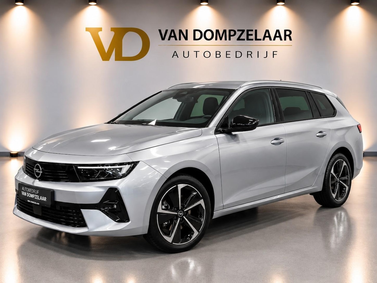 Opel Astra Sports Tourer - 1.2T 130PK / AUTOMAAT / GS-LINE / STOEL-STUURVERW. / NAVI / AGR-STOEL / - AutoWereld.nl