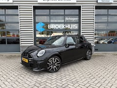MINI 5-Deurs - 2.0 Cooper S John Cooper Works XL 204 pk | Achteruitrijcamera | Panoramadak | Apple Carpla