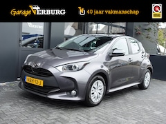 Mazda 2 Hybrid - Toyota Yaris 1.5 Centre-line (Navi/Carplay, AdaptiveCruise, Stoel+Stuurverwarming)