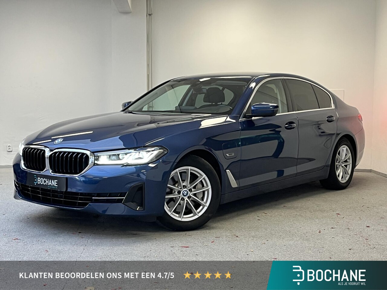 BMW 5-serie - 530e Business Edition Plus | 92% SOH | TREKHAAK | H&K | LASER LIGHT | - AutoWereld.nl