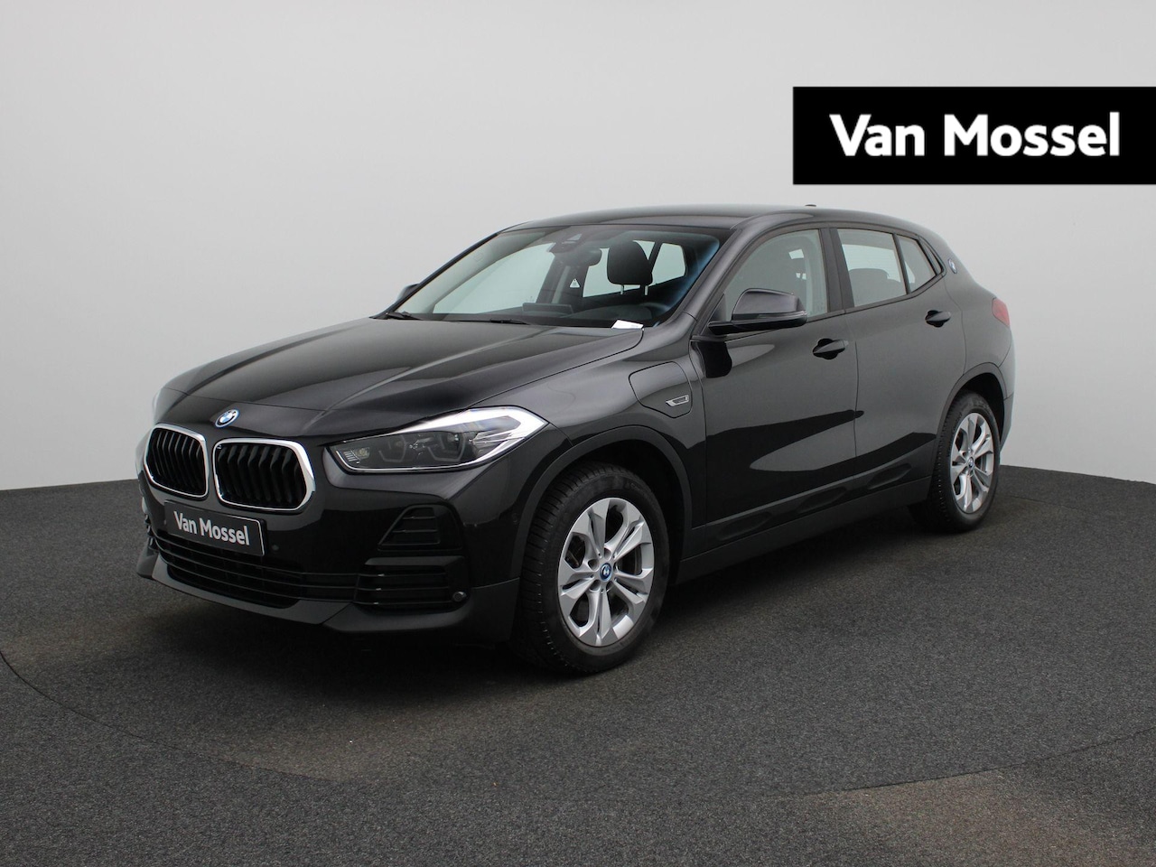 BMW X2 - xDrive25e Executive | Achteruitrijcamera | Navigatie | Cruise Control | Climate Control | - AutoWereld.nl