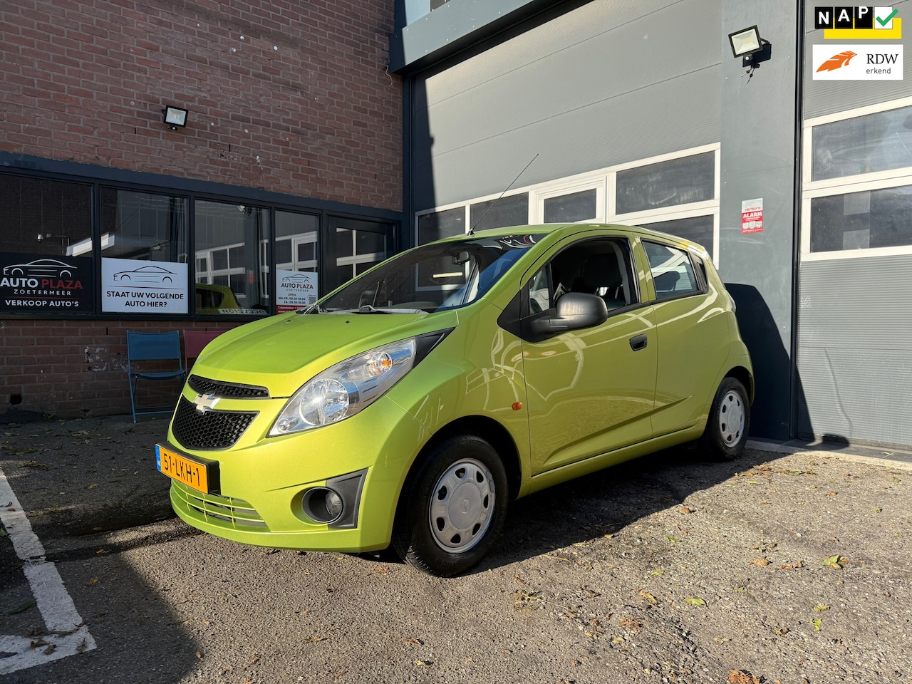 Chevrolet Spark - 1.0 16V LS 1.0 16V LS - AutoWereld.nl