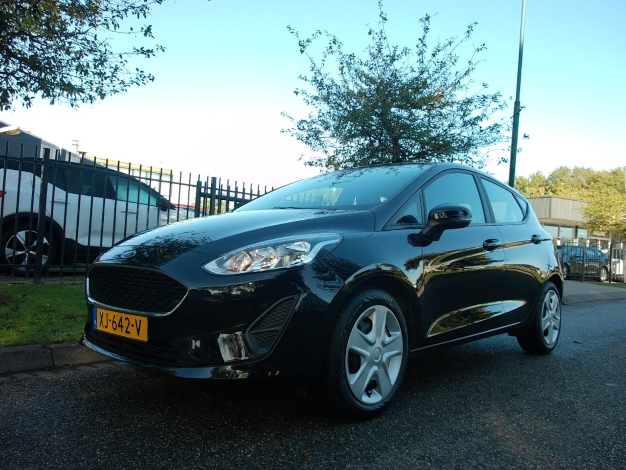 Ford Fiesta - 1.1 85pk 5dr Trend AIRCO MOOI - AutoWereld.nl
