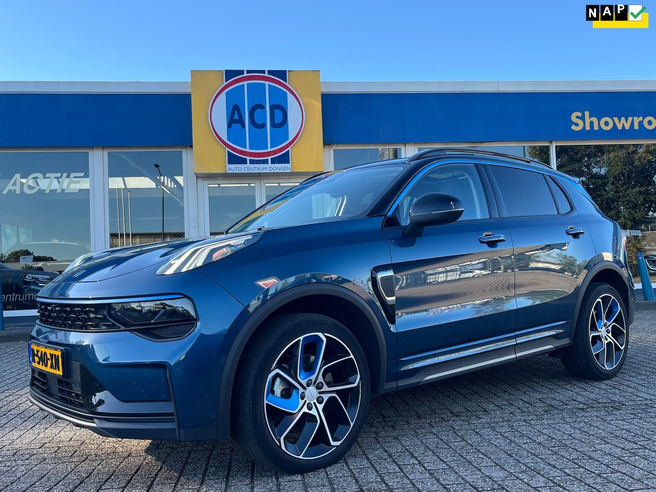 Lynk & Co 01 - 1.5 261pk PHEV 7DCTH | Orig.NL | PanoramaDak | 360 graden Camera | Carplay | - AutoWereld.nl