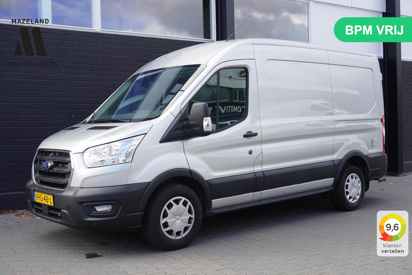 Ford Transit - 2.0 TDCI 130PK L2H2 AUTOMAAT EURO 6 - Airco - Navi - Cruise - €21.950,- Excl. - AutoWereld.nl