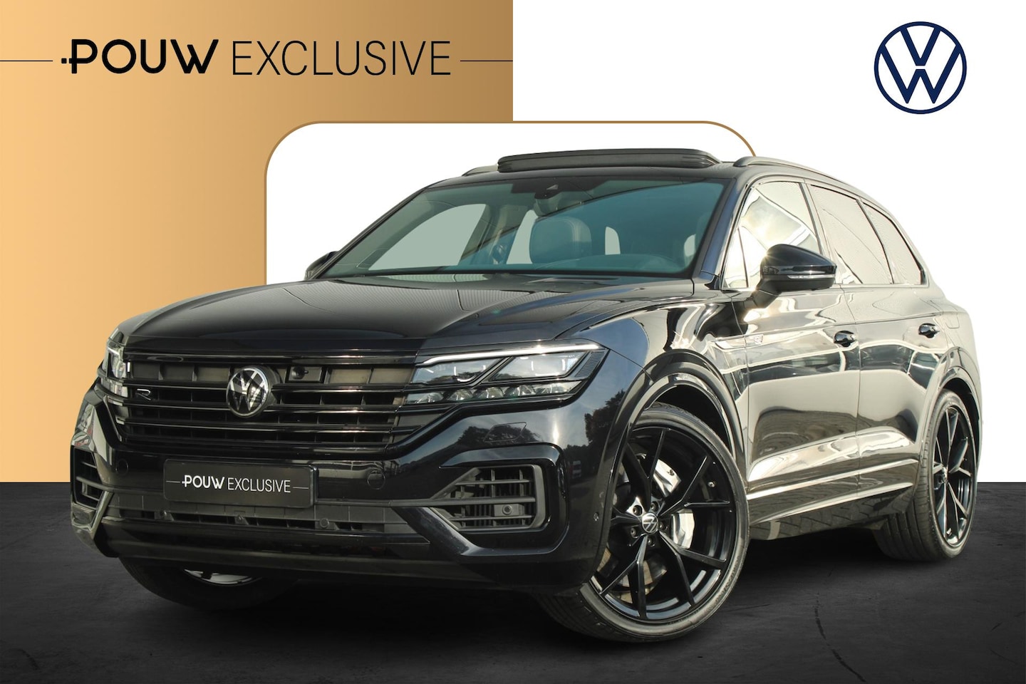 Volkswagen Touareg - R 3.0 TSI eHybrid 462pk 4MOTION | Panoramadak | Trekhaak Uitklapbaar | Luchtvering | 360 C - AutoWereld.nl