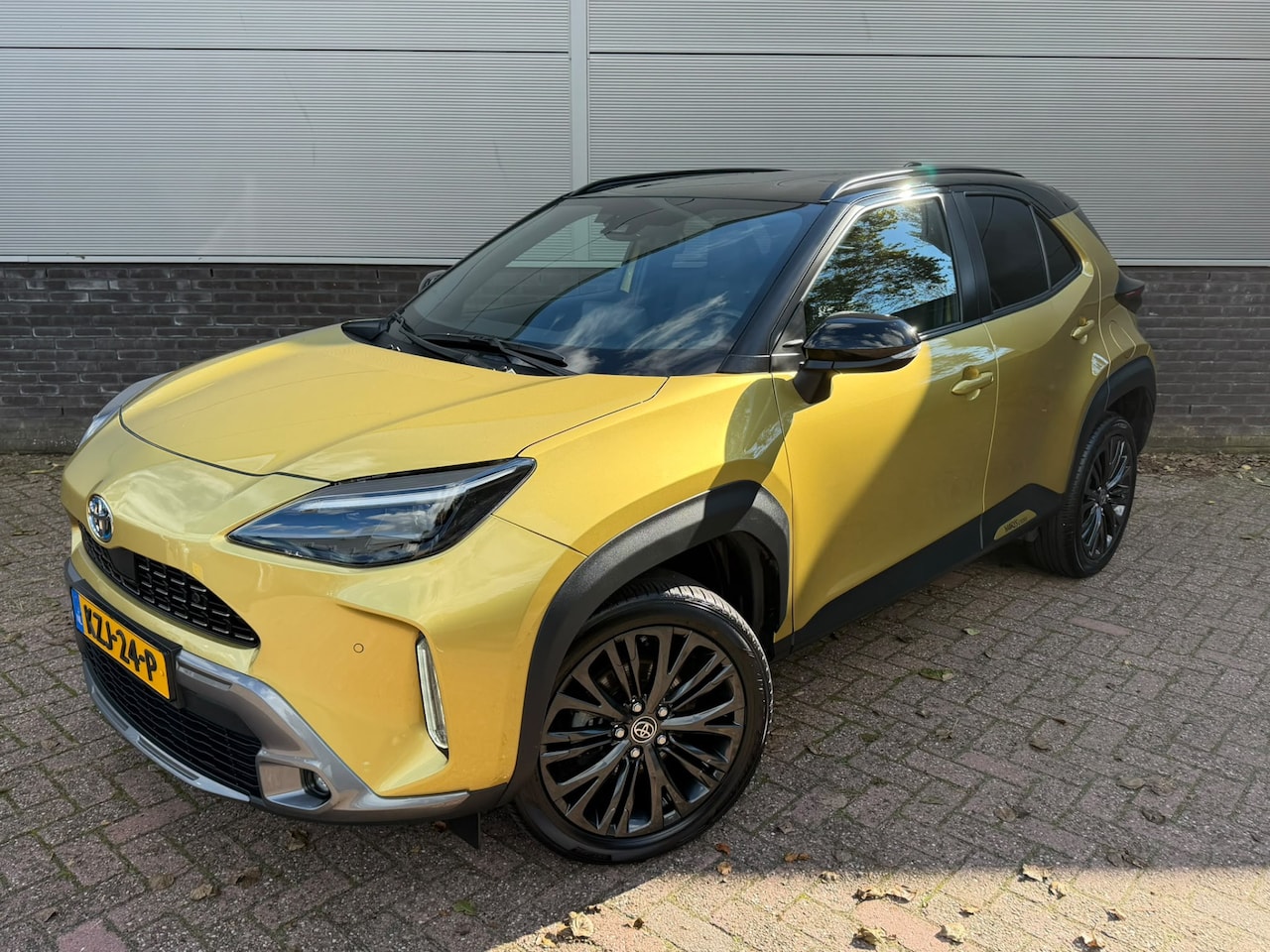 Toyota Yaris Cross - 1.5 Hybrid Adventure Limited met Stoel & Stuurverwarming - AutoWereld.nl