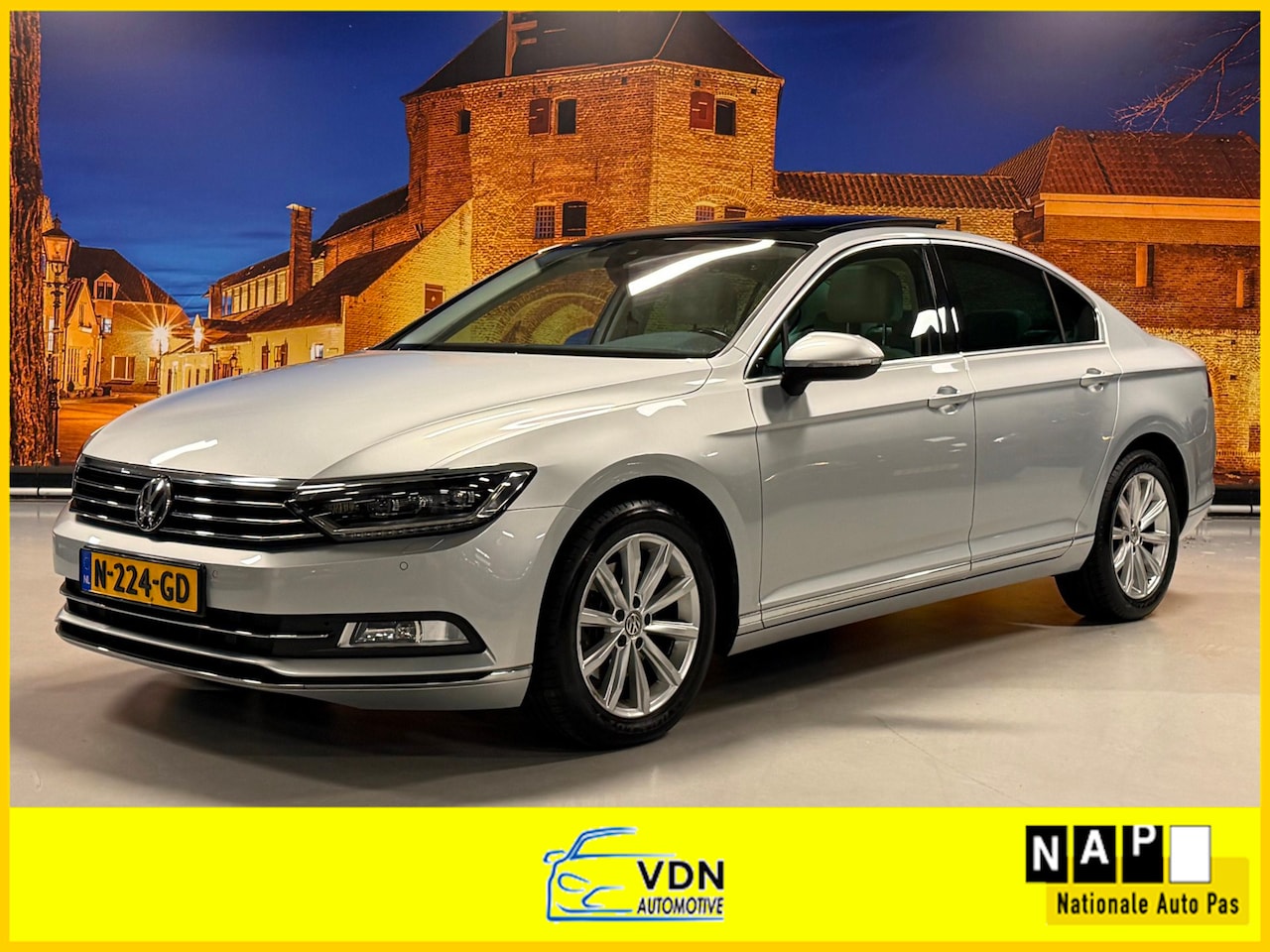Volkswagen Passat - 1.4 TSI ACT Highline Aut Panodak Leer Carplay - AutoWereld.nl