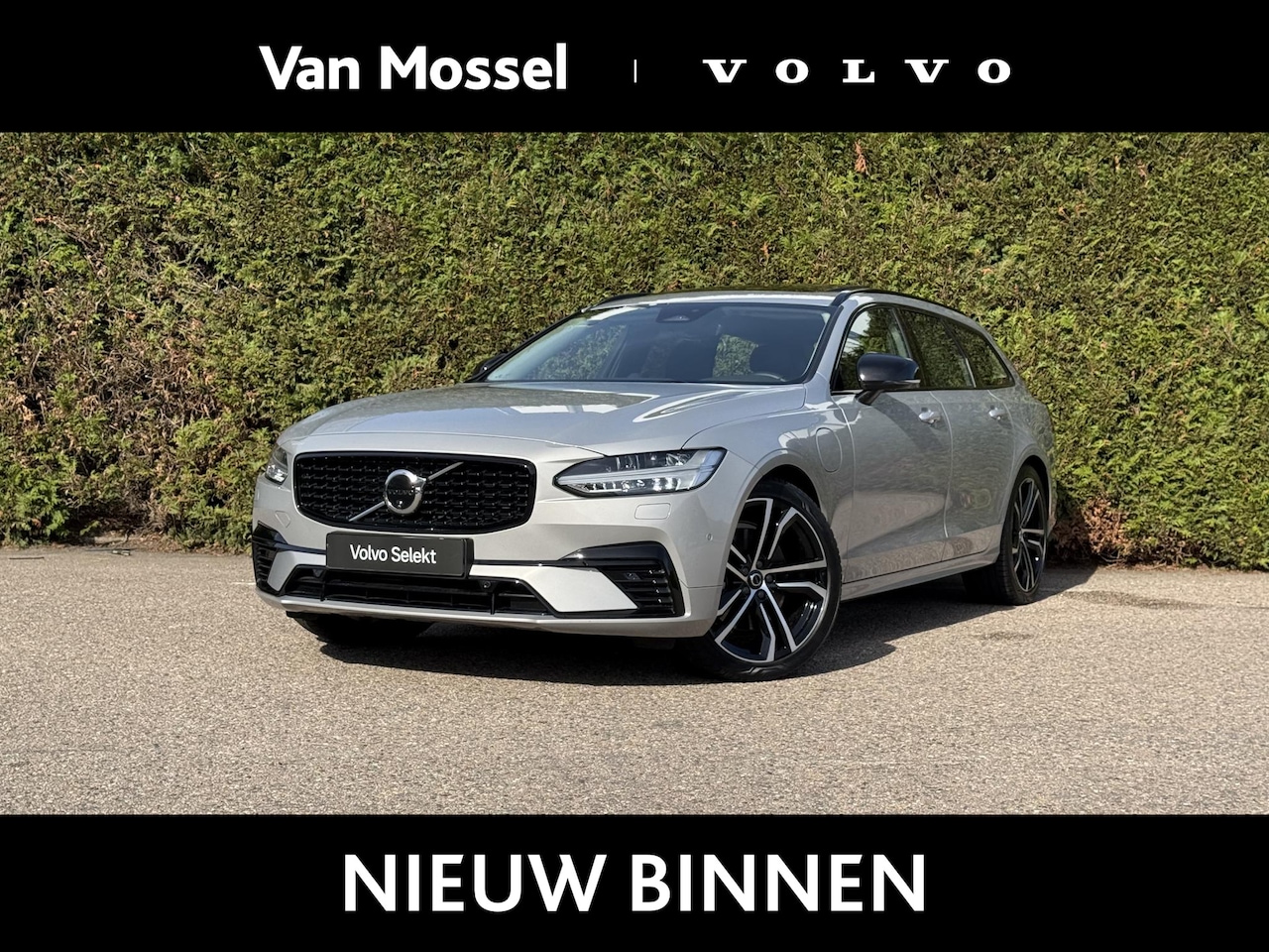 Volvo V90 - T8 Plug-in hybrid AWD Ultra Dark - AutoWereld.nl