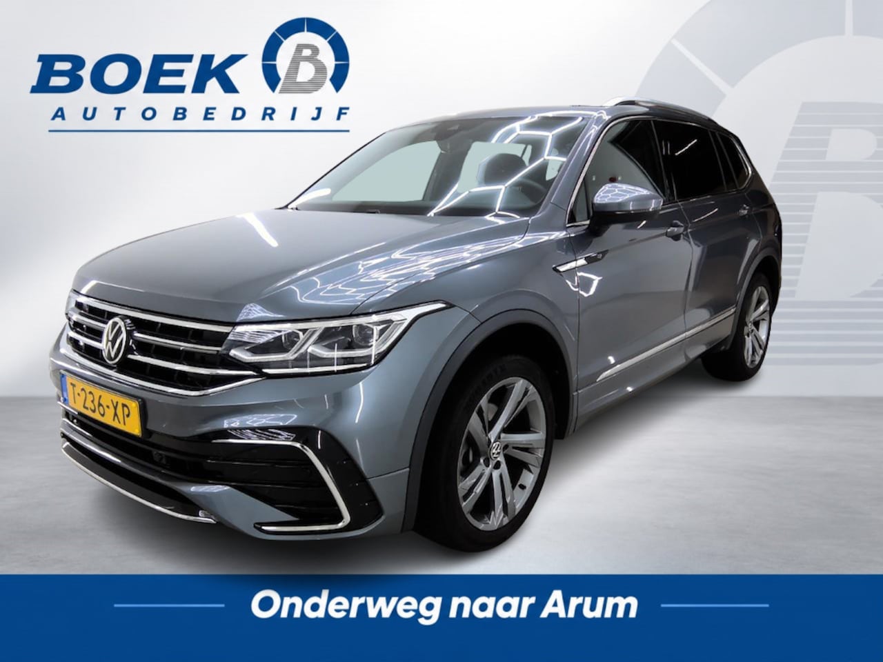 Volkswagen Tiguan Allspace - 1.5 TSI 2x R-Line 7-PERS NL-AUTO | PANO | TREKH. | VIRTUAL | ACC | ECC | NAVI - AutoWereld.nl