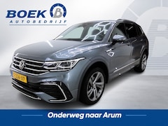 Volkswagen Tiguan Allspace - 1.5 TSI 2x R-Line 7-PERS NL-AUTO | PANO | TREKH. | VIRTUAL | ACC | ECC | NAVI