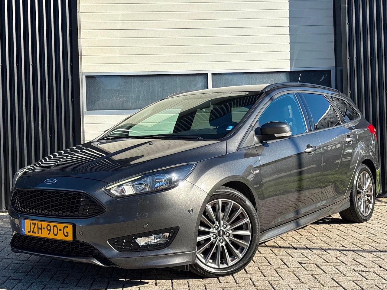 Ford Focus Wagon - 1.0 ST-Line 1.0 ST-Line - AutoWereld.nl