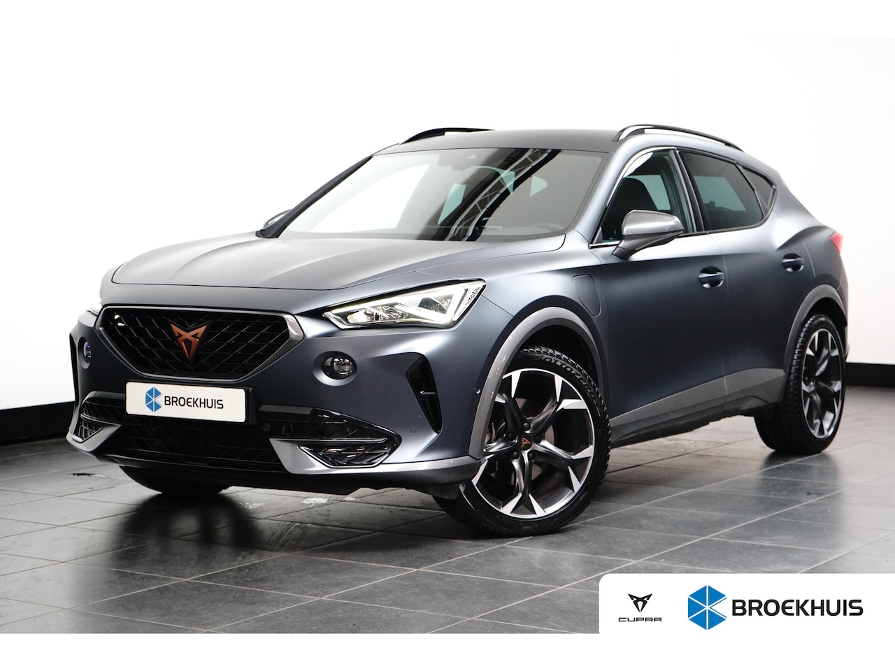 CUPRA Formentor - 1.4 e-Hybrid Business l Elekt. Stoel incl Memory l Panoramadak l 19" l Navigatie l Half Le - AutoWereld.nl
