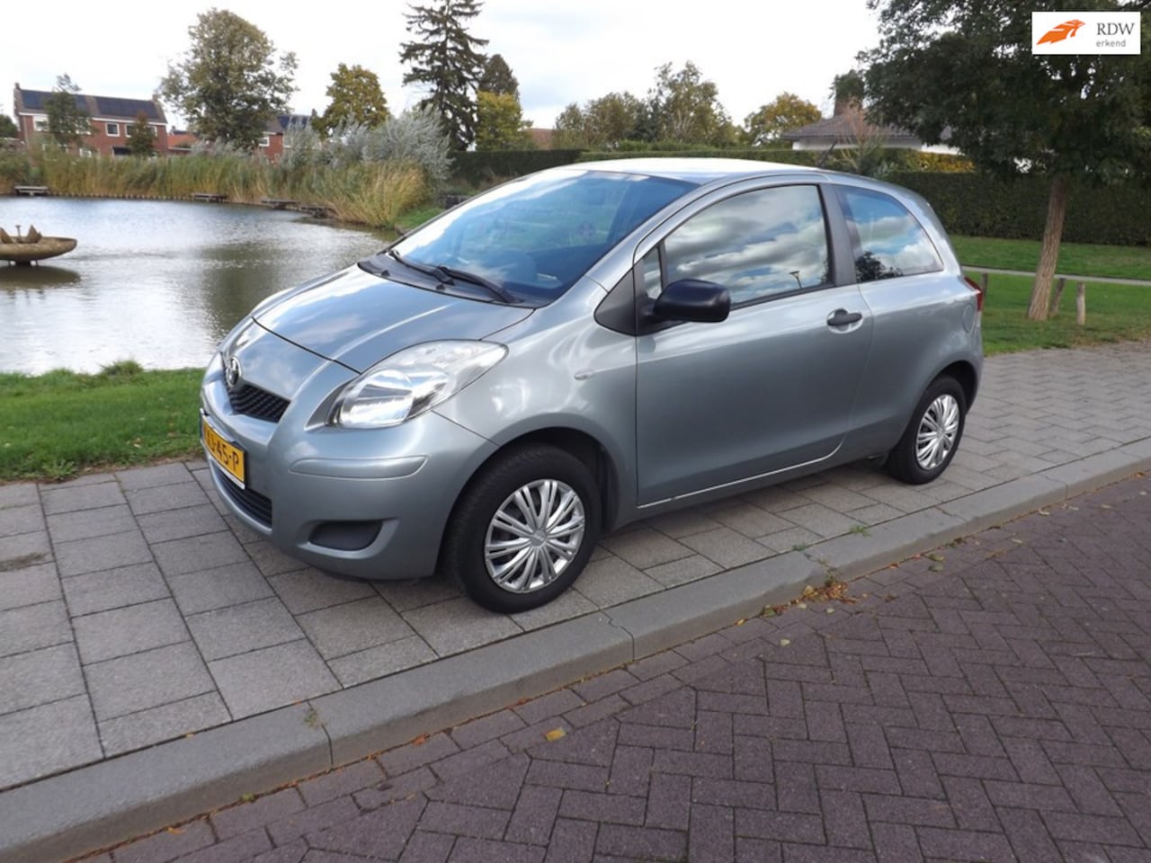 Toyota Yaris - 1.0 VVTi Acces Limited 1.0 VVTi Acces Limited - AutoWereld.nl