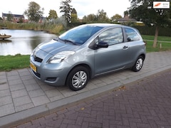 Toyota Yaris - 1.0 VVTi Acces Limited