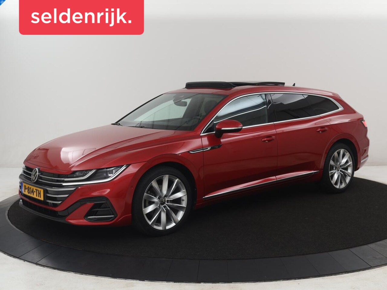 Volkswagen Arteon Shooting Brake - 1.4 TSI eHybrid R-Line Business+ | SOH 90,4% | Leder/alcantara | Panoramadak | Adaptive cr - AutoWereld.nl