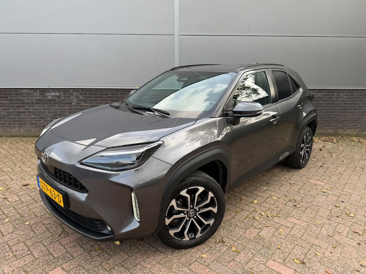 Toyota Yaris Cross - 1.5 Hybrid 130 Dynamic Limited met stoel & stuurverwarming - AutoWereld.nl