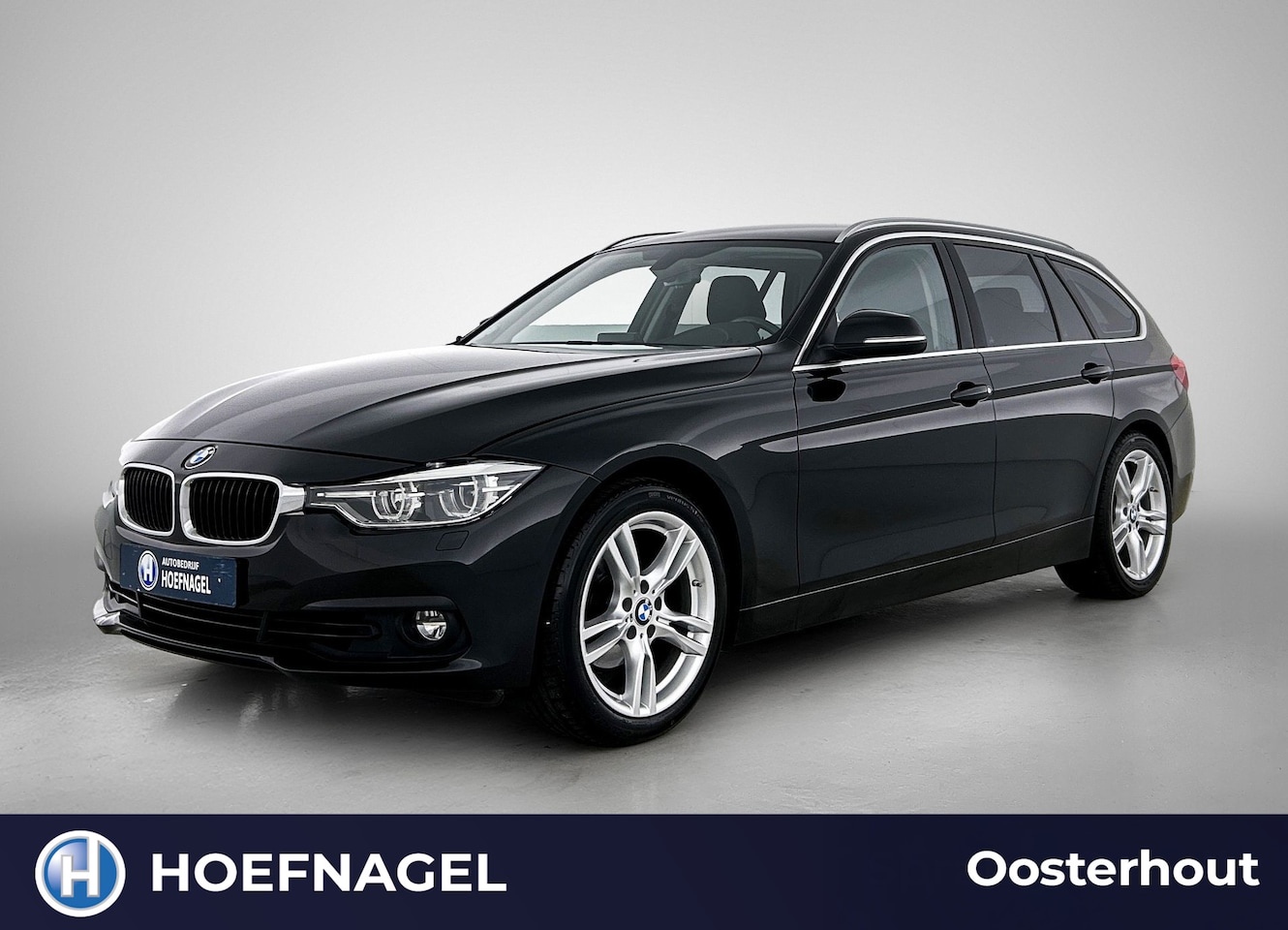 BMW 3-serie Touring - 320i Executive Automaat | Cruise Control | Stoelverwarming | Navigatie | Parkeersensoren a - AutoWereld.nl
