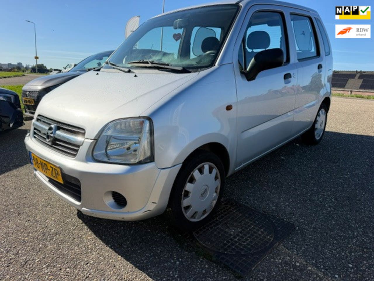 Opel Agila - 1.2-16V Essentia Stuurbekrachtiging Nieuwe APK - AutoWereld.nl
