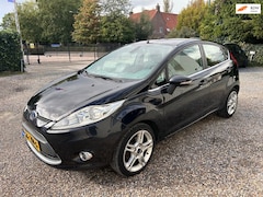 Ford Fiesta - 1.4 Ghia NAVI STOEL-VRWRM
