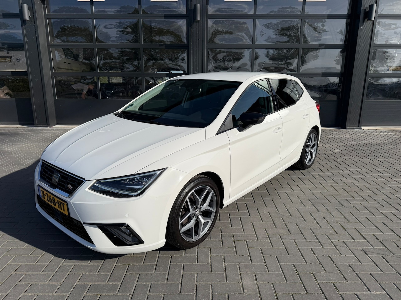 SEAT Ibiza - 1.0 TSI FR Stoelverwarming / Clima - AutoWereld.nl
