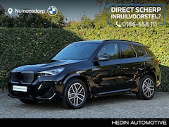 BMW iX1 - eDrive20 | M-Sport | Panorama| Harman/kardon | 360 cam | Getint glas