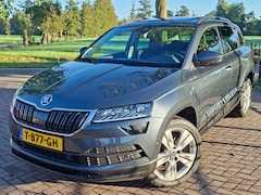 Skoda Karoq - 1.5TSi 150pk Style Business Airco Panorama Adap.cruise-control Navigatie Dig.dashboard