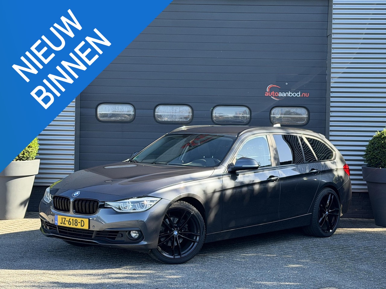 BMW 3-serie Touring - 320i Centennial High Executive | Navigatie | Lederen Bekleding | Climate Control | Elektri - AutoWereld.nl