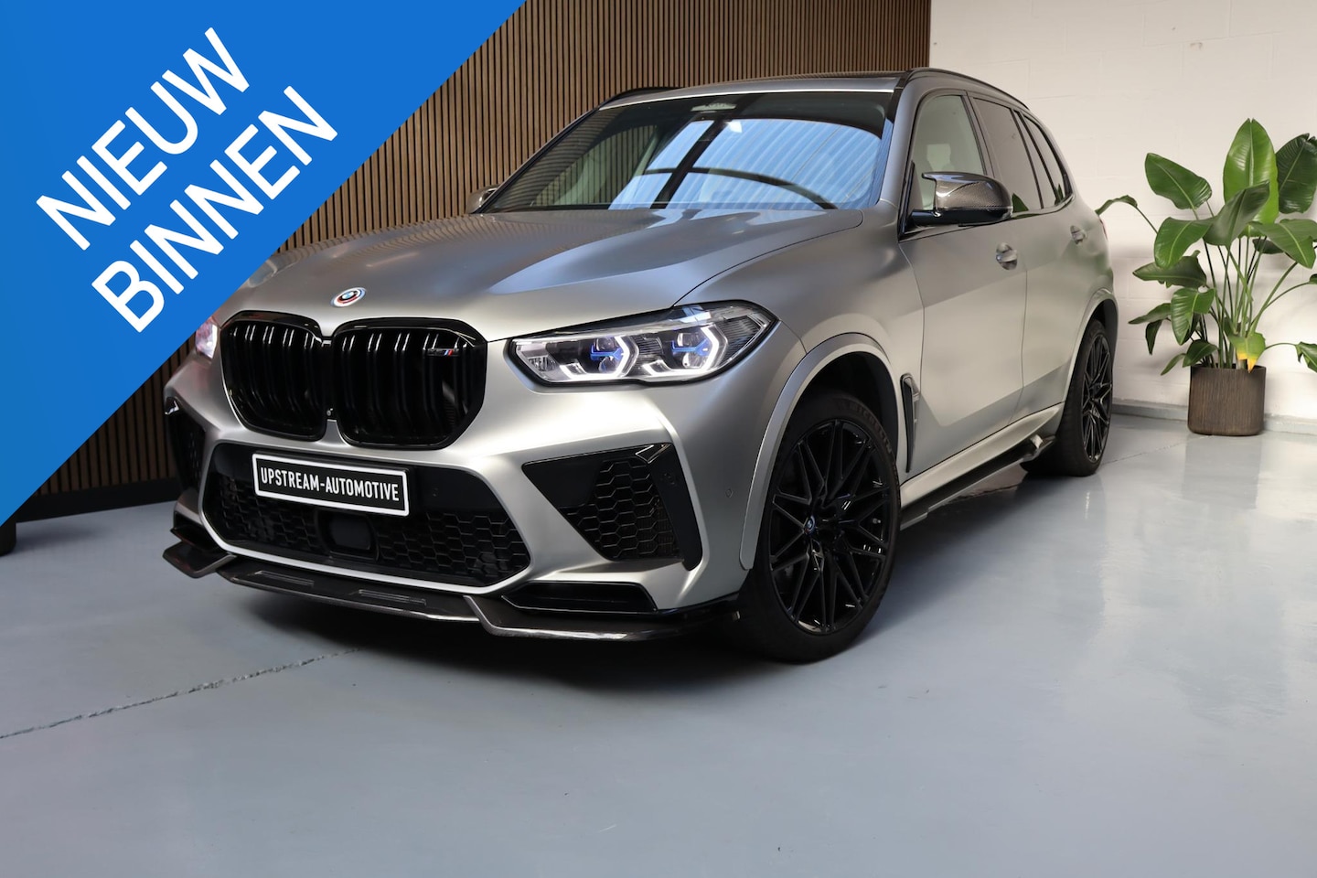 BMW X5 - M Competition First Edition 1/250 | Akrapovic | Manhart Bodykit | B&W - AutoWereld.nl