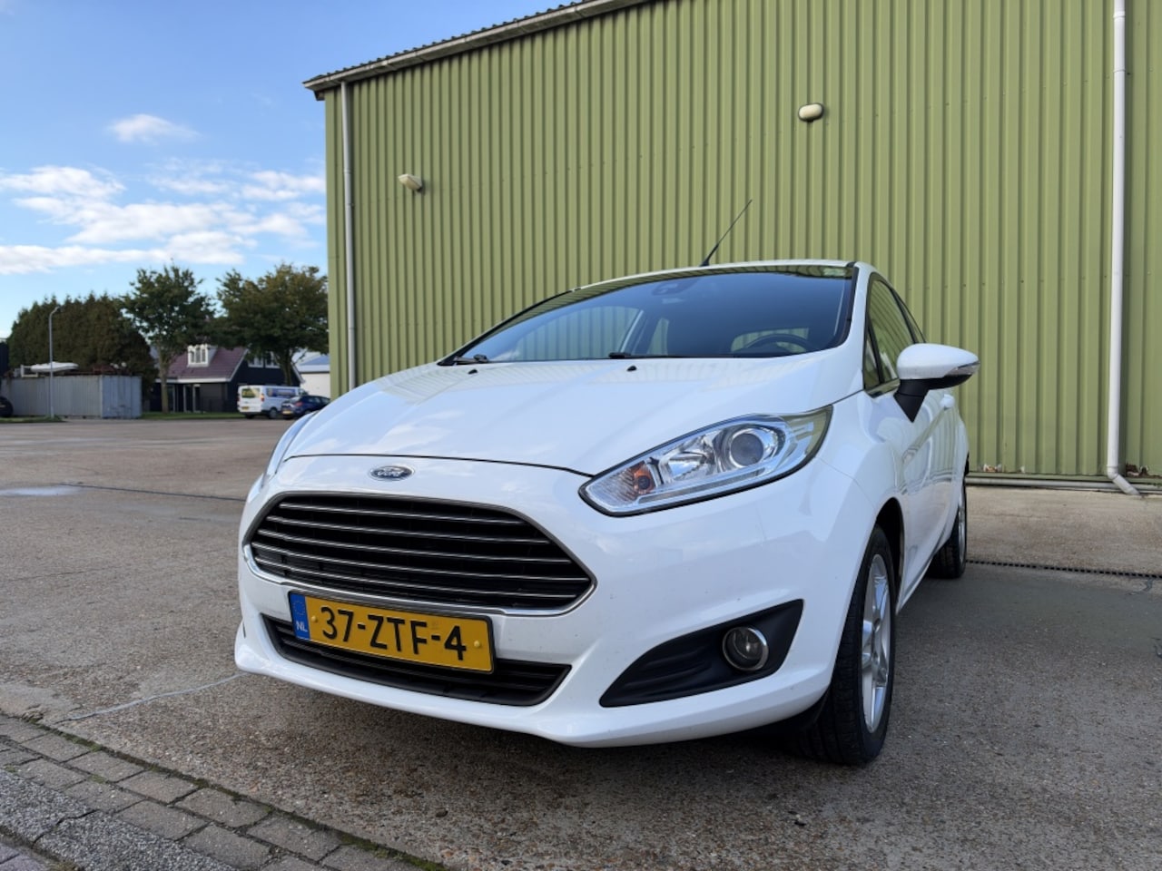Ford Fiesta - 1.0 EcoB. Titanium - AutoWereld.nl
