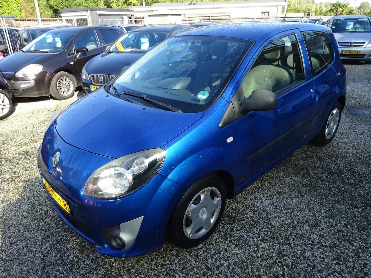 Renault Twingo - 1.2-16V Authentique airco stuurbekr - AutoWereld.nl