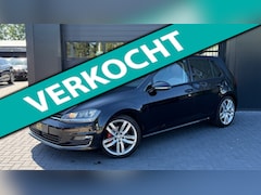 Volkswagen Golf - 1.4 TSI Highline Pano|PDC|Leer|DSG
