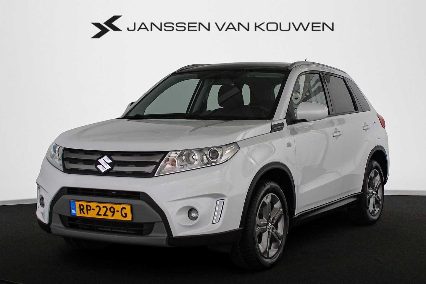 Suzuki Vitara - 1.6 Exclusive Navi Camera Apple CarPlay Clima - AutoWereld.nl