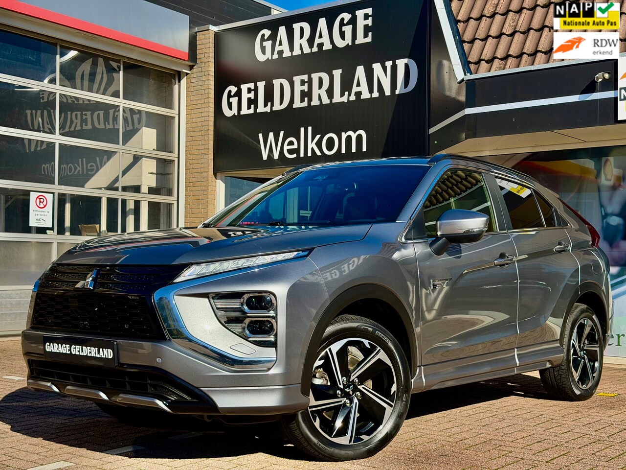 Mitsubishi Eclipse Cross - 2.4 PHEV INTENSE+ | MATRIX | FULL-LED | APPLE/ANDROID | CAMERA360 | ACC | FULL-OPTION! - AutoWereld.nl