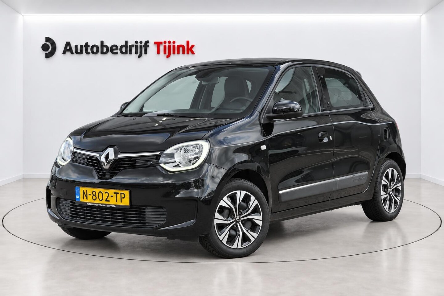 Renault Twingo - 1.0 SCe Limited | Airco | Cruise | Bluetooth | All-seasons | - AutoWereld.nl
