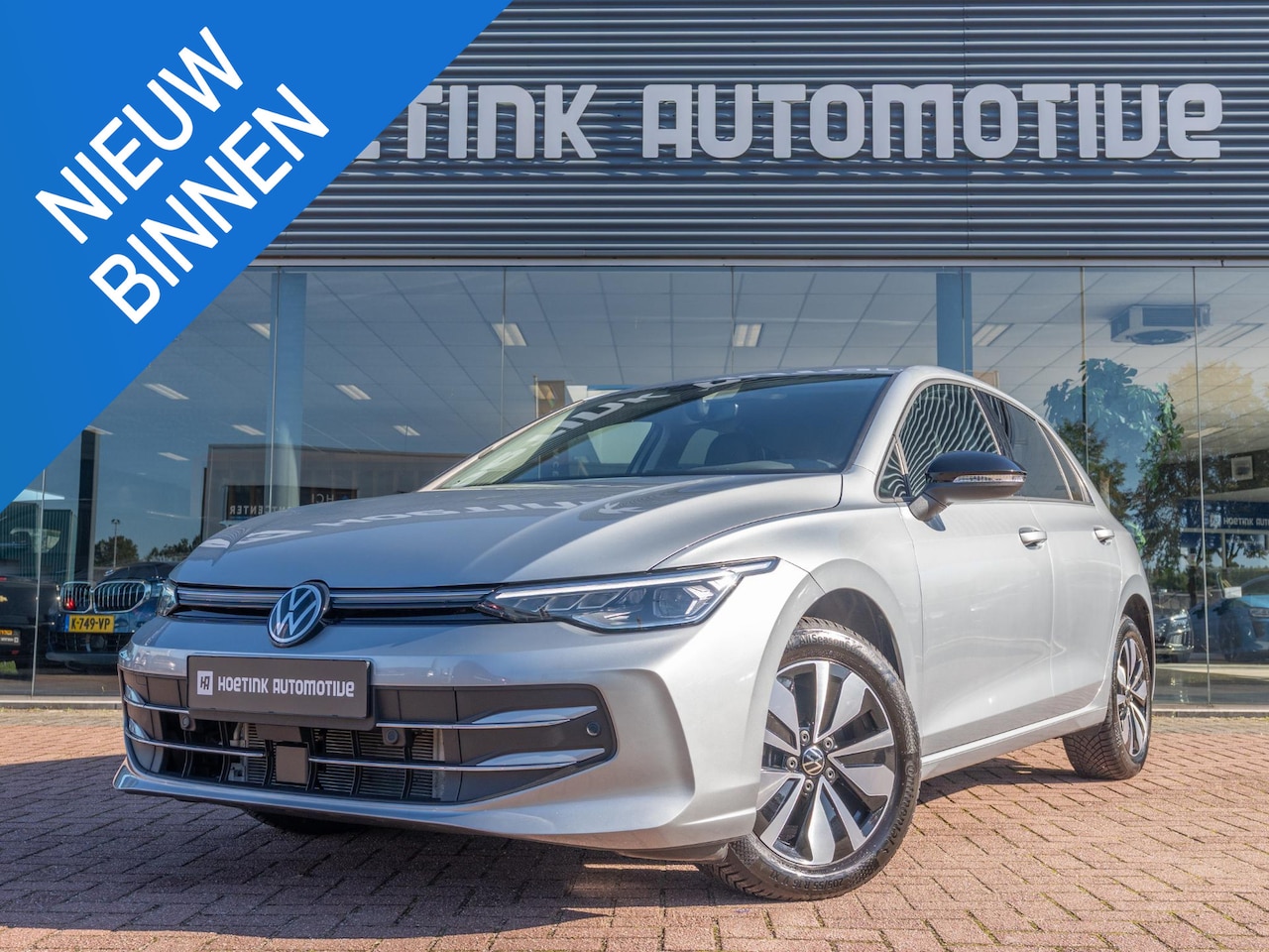 Volkswagen Golf - 1.5 eTSI Life Edition | ACC | Ambiente | Camera - AutoWereld.nl
