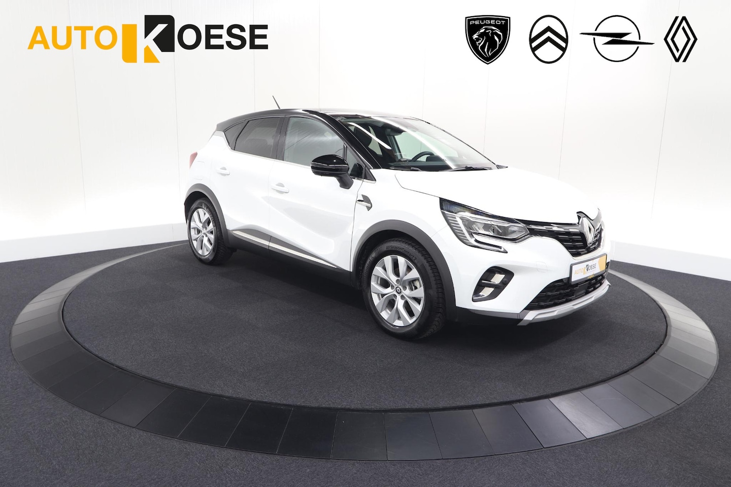 Renault Captur - 1.6 E-Tech Hybrid 145 Intens | Trekhaak | Camera | Stoelverwarming | Navigatie - AutoWereld.nl