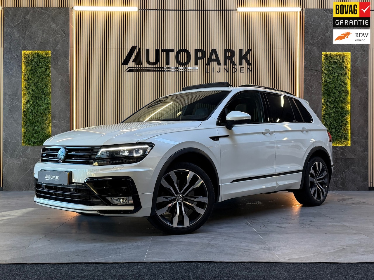 Volkswagen Tiguan - 2.0 TSI 4Motion Highline 3X R-Line |PANO|HuD|MEMORY|CAMERA|CARPLAY|ACC|DODEHOEK|LEDER|20IN - AutoWereld.nl