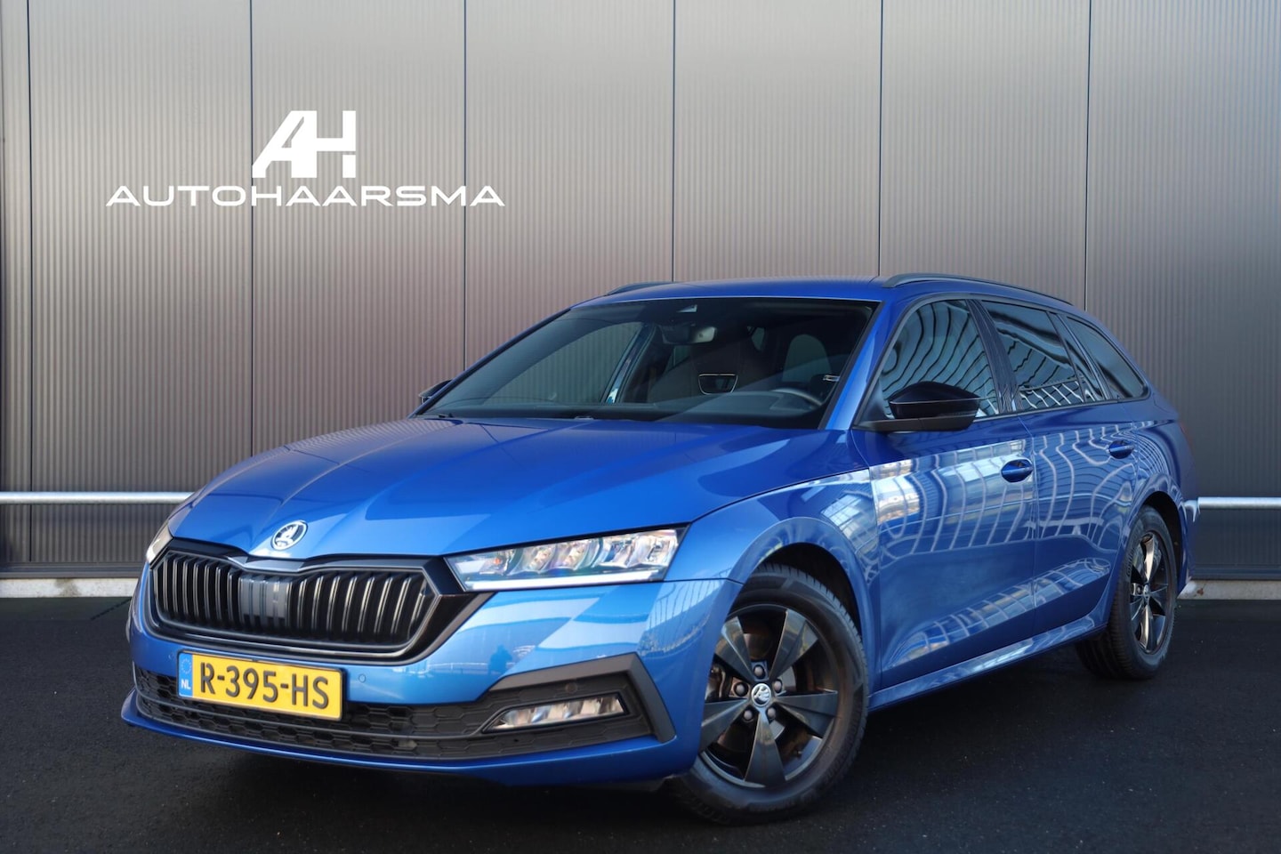 Skoda Octavia Combi - 1.0 TSI 110pk Sport Business Stoelverwarming Clima Cruise NL-Auto! - AutoWereld.nl