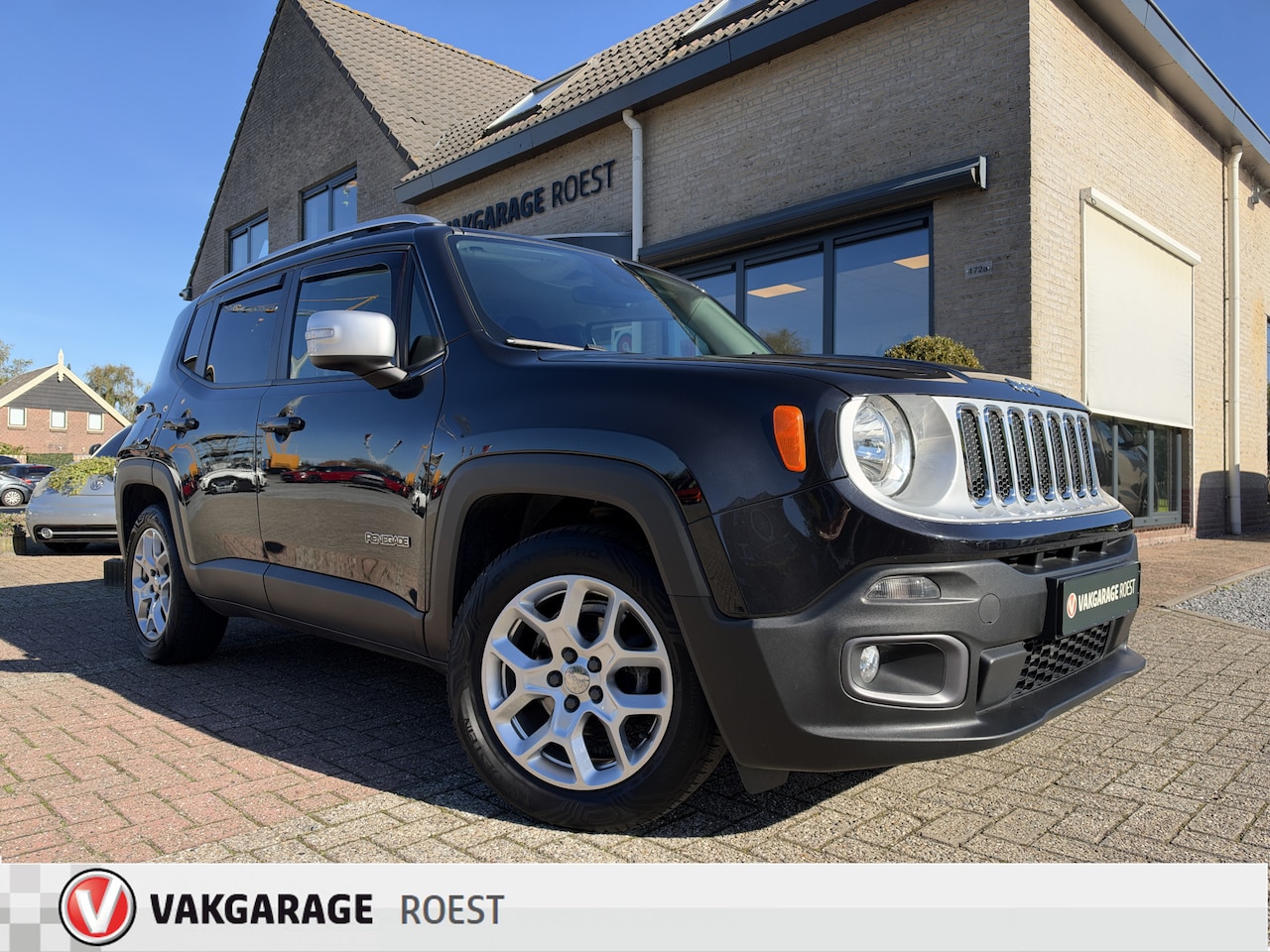 Jeep Renegade - 1.4 MultiAir Limited Trekhaak / Navigatie / All-Seasons - AutoWereld.nl